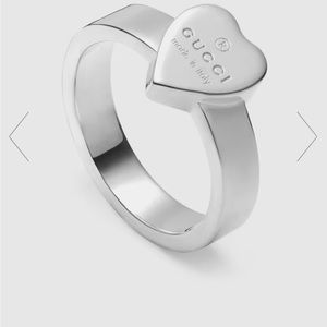 Gucci ring